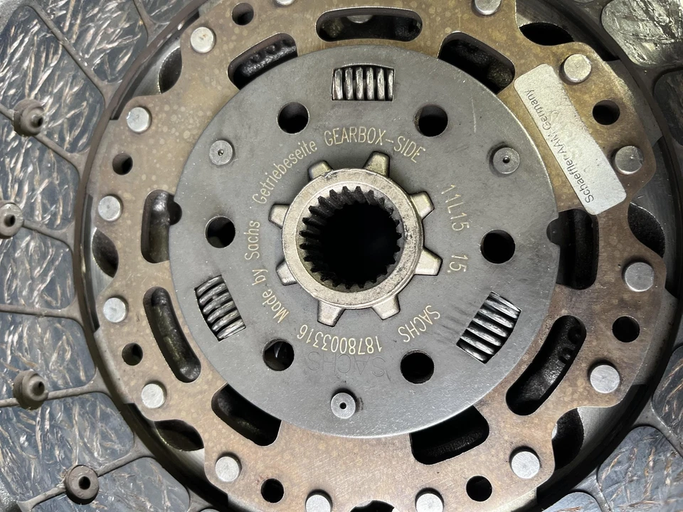 KIT FRIZIONE E VOLANO PER VOLKSWAGEN Touran 1° Serie 1878003316 Diesel 2000 (0 - Immagine 2 di 4