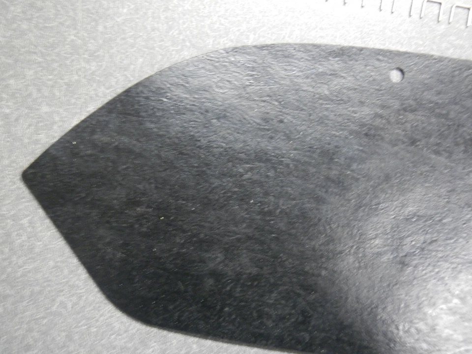 Buick Wildcat Electra LeSabre 1967 sellos de brazo guardabarros delantales y grapas 67 Foto 4 de 4