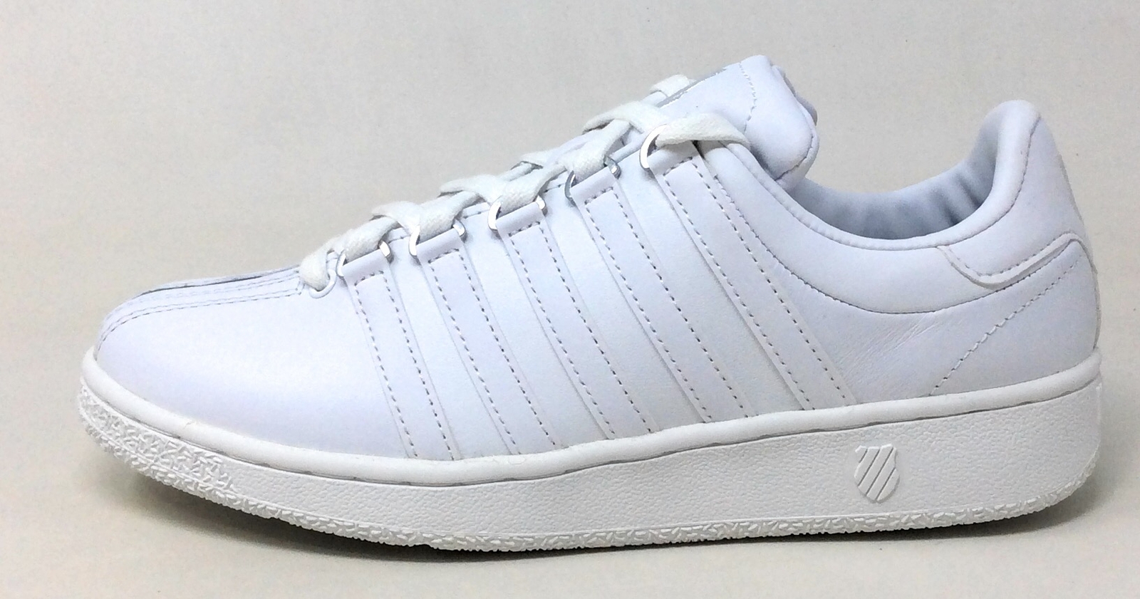 k swiss walking shoes