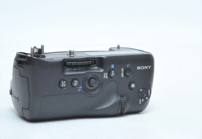 Sony OEM VG-C99AM Vertical with NP-FM500H Holder for DSLR SLT-A99V