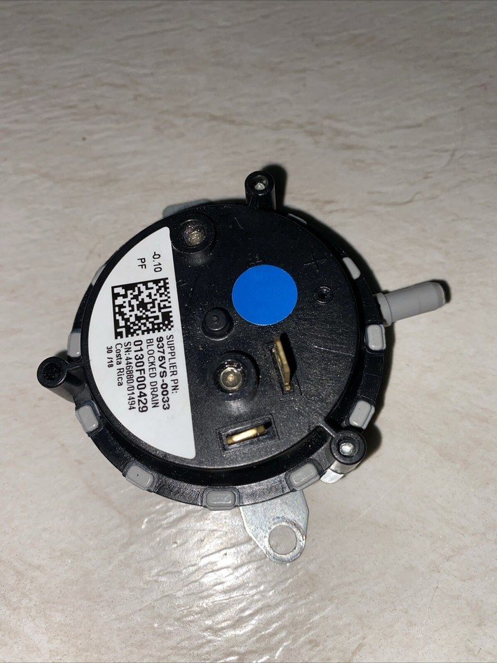 GOODMAN furnace pressure switches different sizes B1370142 /341660