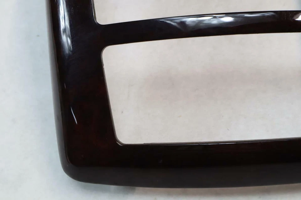 08 09 10 MERCEDES BENZ S63 OEM REAR CONSOLE AC BEZEL VENT TRIM W221 - Image 2 of 4