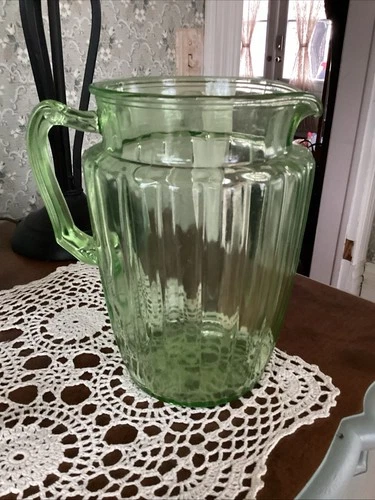Vintage Anchor Hocking Green Uranium Glass ribbed Water Iced Tea Pitcher 8”