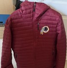 Team NFL Washington Redskins Full Zip Hooded Puffer Windbreaker Jacket Large NWT — photo 1