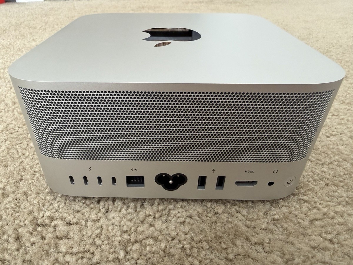 Apple Mac Studio (512GB SSD M1 Max 32GB RAM) Desktop - Silver