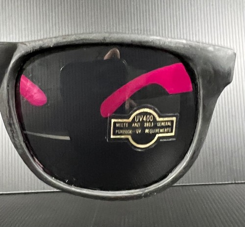 Gafas de sol Captain Morgan originales de plástico rosa neón Spiced Rum - NUEVAS - Imagen 4 de 12