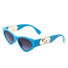 Fashionable Retro Cat Eye Sunglass - Women 400UV Polycarbonate Lens Sunglass