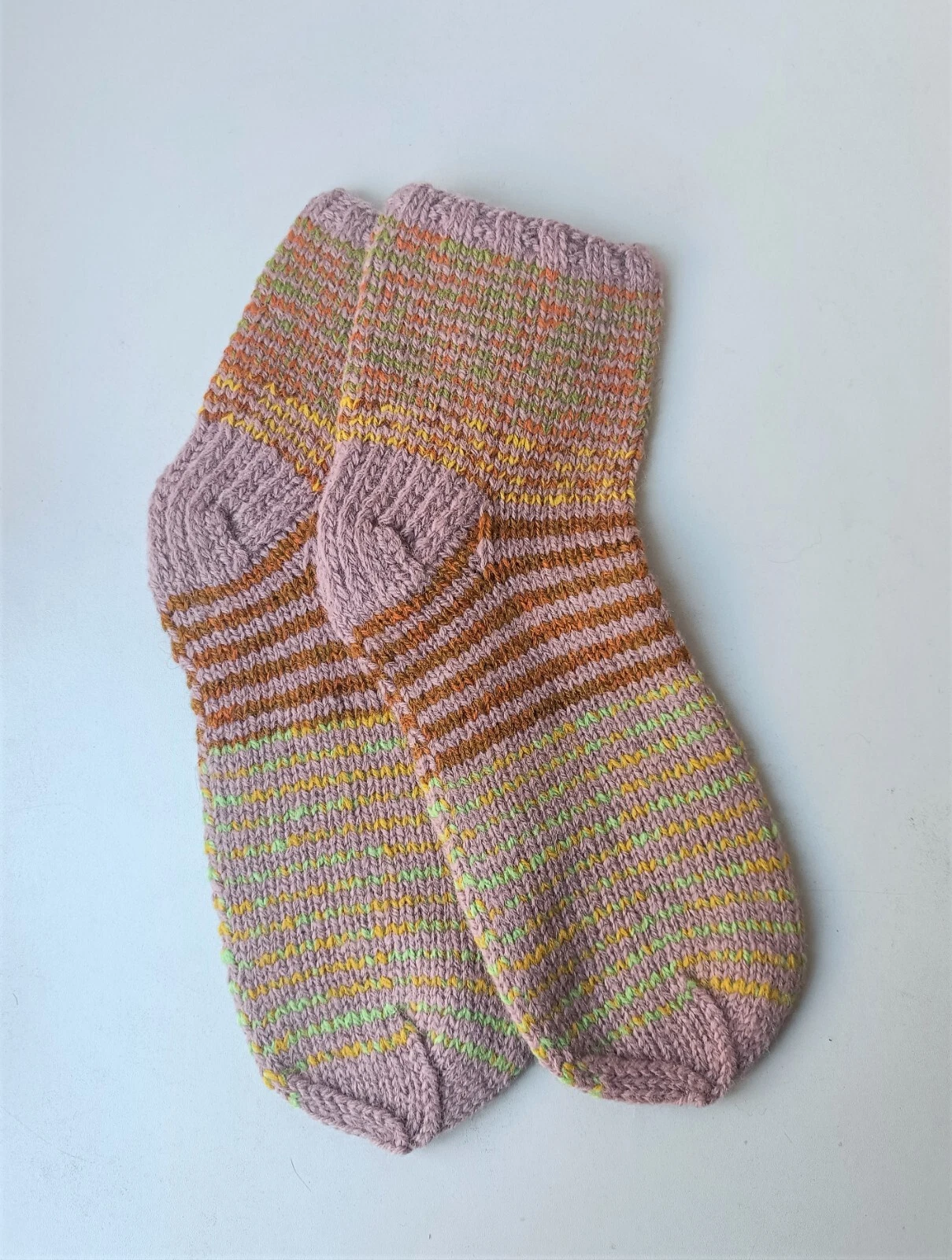 Size 9-10 1/2 women 8-9 1/2 men US / 41-42 EU Hand knitted socks