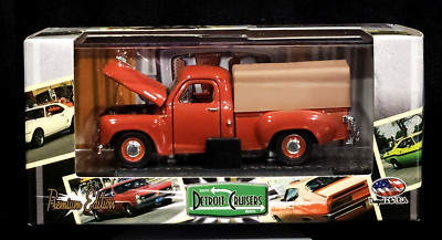 M2 Machines 52 1952 Studebaker 2R Pickup Truck Detroit Cruisers Collectibl 12-25