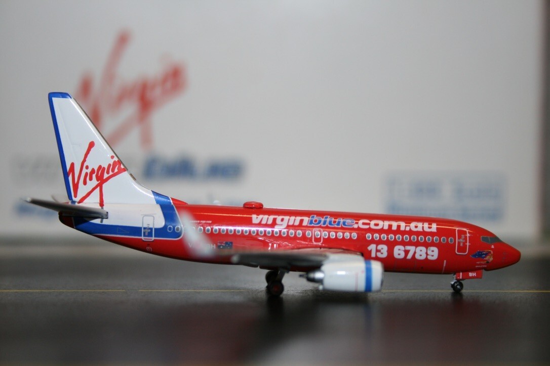 Phoenix 1:400 Virgin Blue Boeing 737-700 VH-VBH (10254) Die