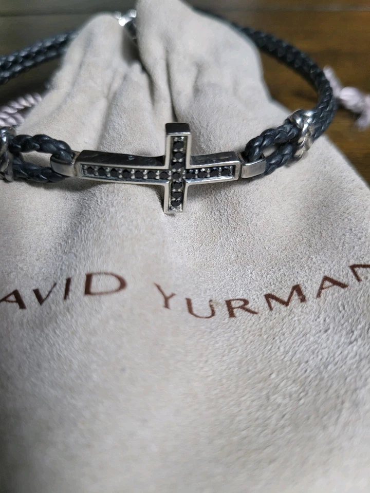 Brazalete David Yurman de Cuero para Hombre Cruz de Diamantes Negros Plata 925 (LEER) Foto 2 de 4