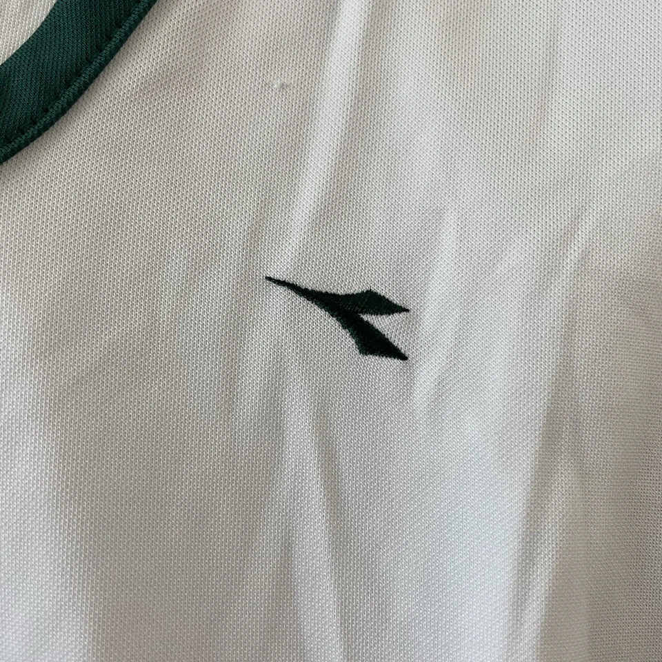 Camisa atlética Diadora sin mangas para mujer pequeña blanca verde Foto 3 de 4