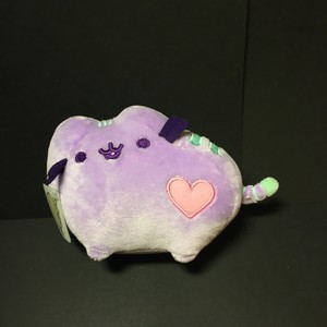 purple pusheen