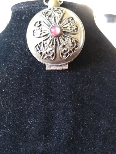 Medallón/colgante vintage ~ flor con piedra rosa ~ ¿victoriano? - Imagen 12 de 13