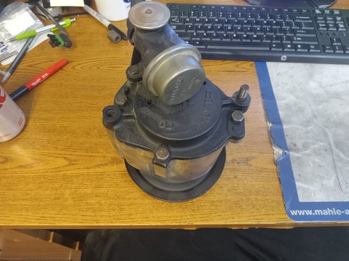 80-81 CORVETTE SMOG PUMP 7817872 WITH DIVERTER VALVE 17054221 - Picture 4 of 12