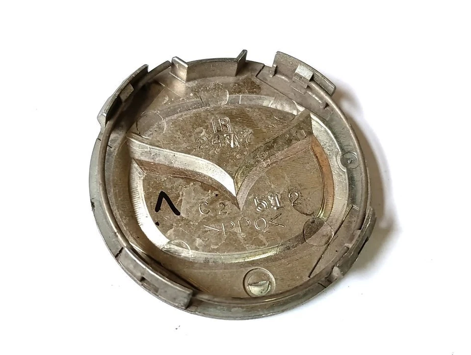 Tapacubos de rueda genuina Mazda MPV II LW 2004 2477 UST105216 Foto 2 de 2