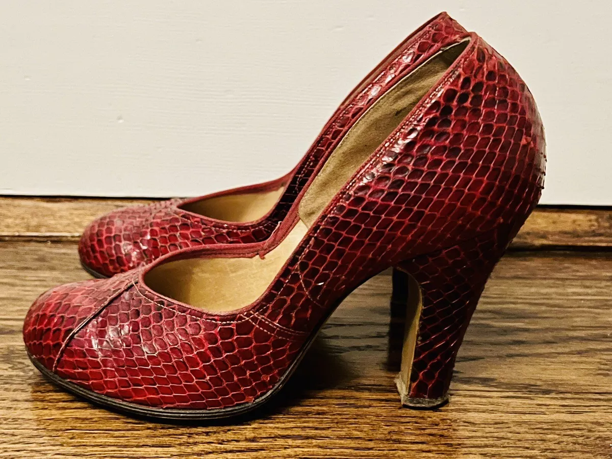 Snakeskin Texture High Heels Pumps