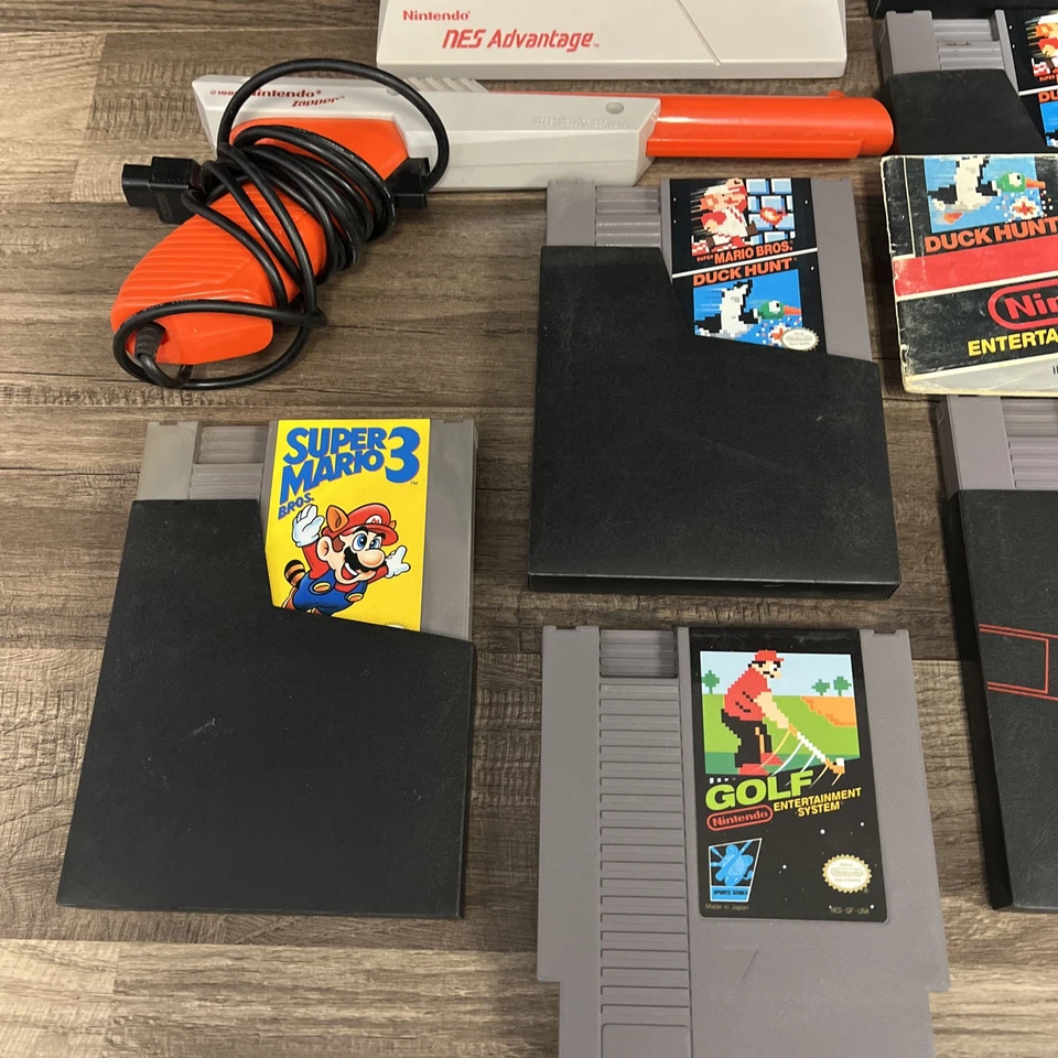 Nintendo NES Super Mario Bros Duck Hunt/Advantage & Zapper Gun Pac-Man Tetris2 - Image 4 of 4