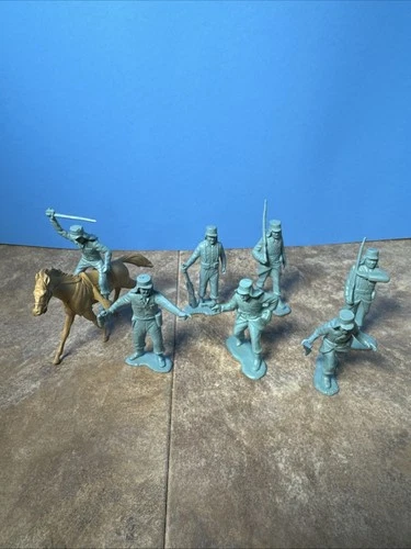 Marx 60mm Captain Gallant  Foreign Legion 7 Figures And Horse