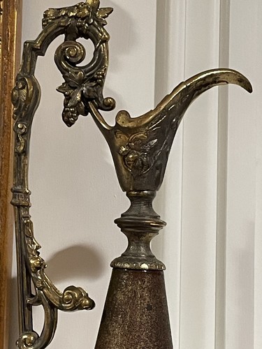 Ewer Gothic Mantle Urn Antique Ornate Victorian Brass & Cast Iron 14.5” - 第 5/11 張圖片