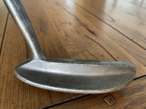 Spalding TPM 1 By T.P. Mills Putter - RH, Pencil Thin Shaft, New Red Pure Grip!! - Picture 2 of 11