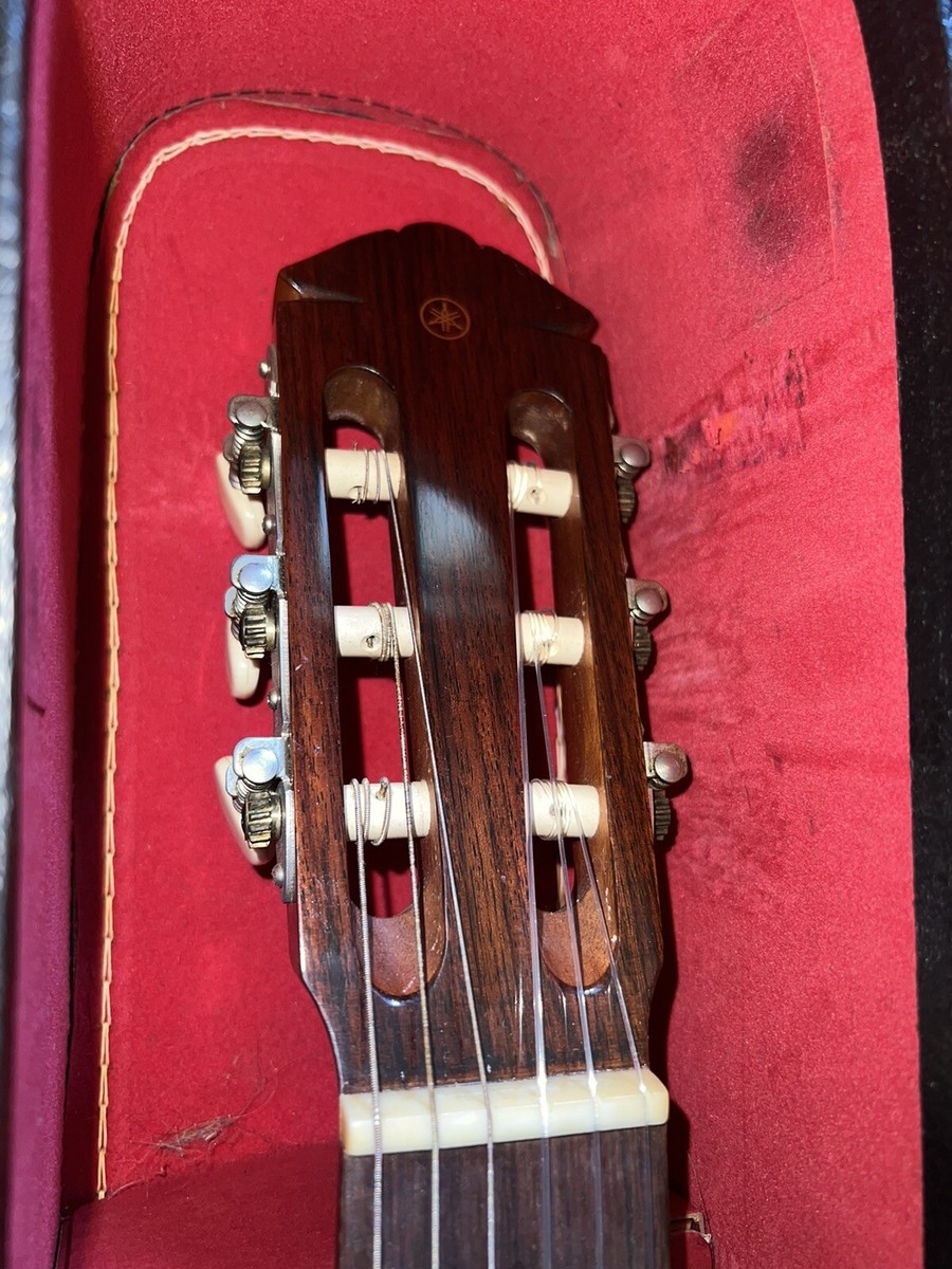1973 YAMAHA G-120A Guitar Spruce Body Mahogany Neck Rosewood