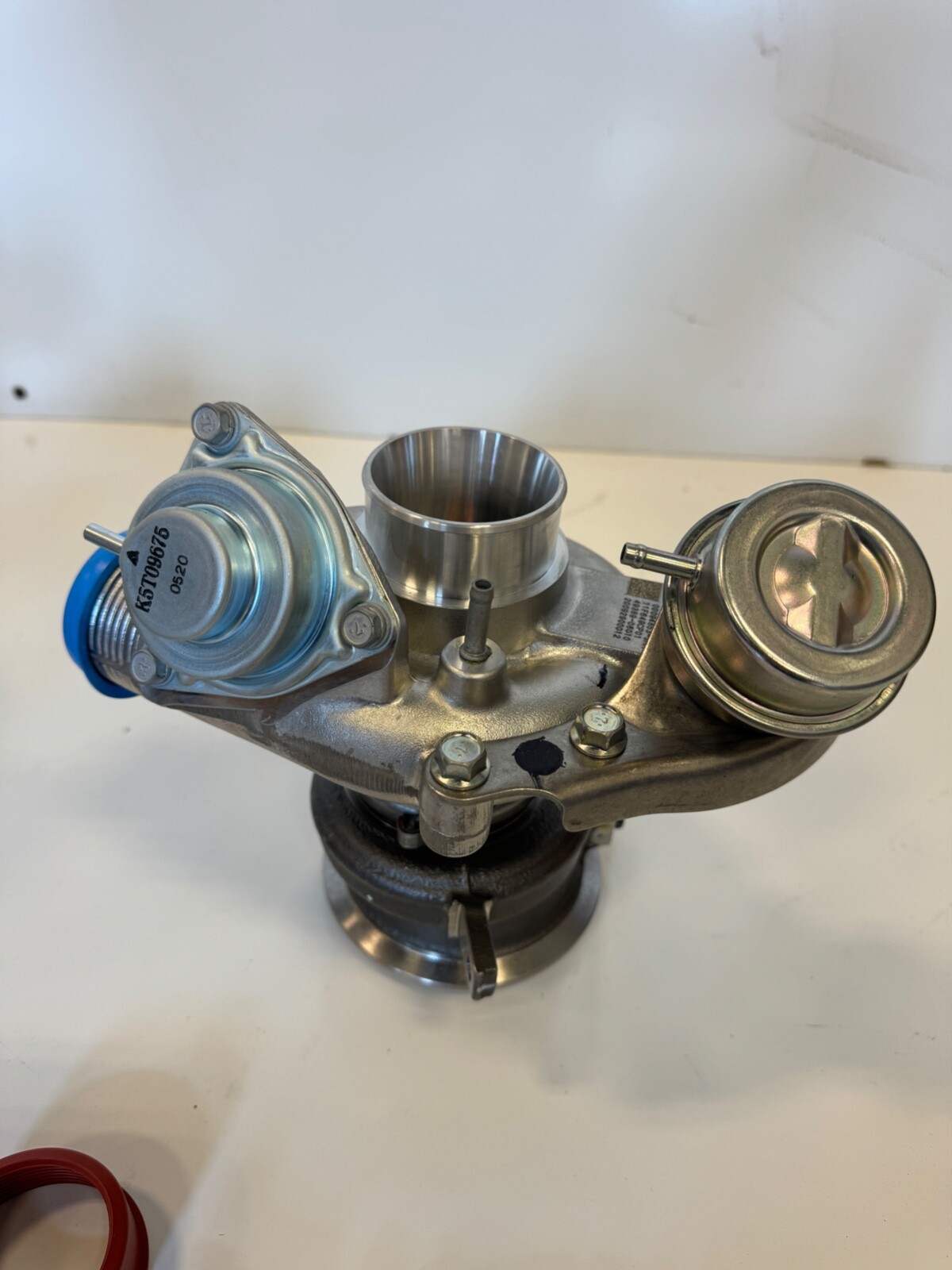 NEW McLaren 12C MP4-12C - Pair of OEM Turbo Turbochargers 11-14 & gaskets