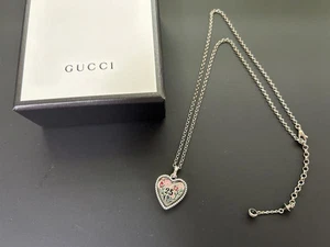 Collier Gucci édition limitée 2018 accessoires GUCCI BOSCO ORSO coeur fleur