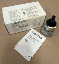 SIEMENS 3SB35 00-2VA11 BLACK 3 POSITIONS SELECTOR SWITCH *NEW IN BOX*
