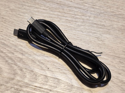 NEU Cable Matters Thunderbolt 4 Kabel 1m 100cm Display Daten Strom USB C 40Gbps