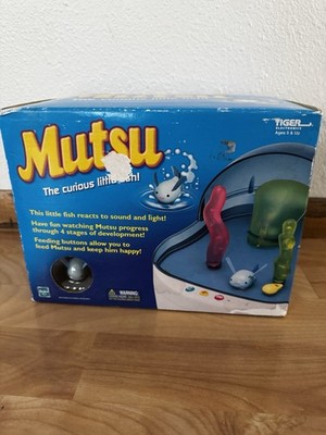 Hasbro Mutsu Water Looper Robotic Fish Virtual Pet 2001 SEALED Tamagotchi