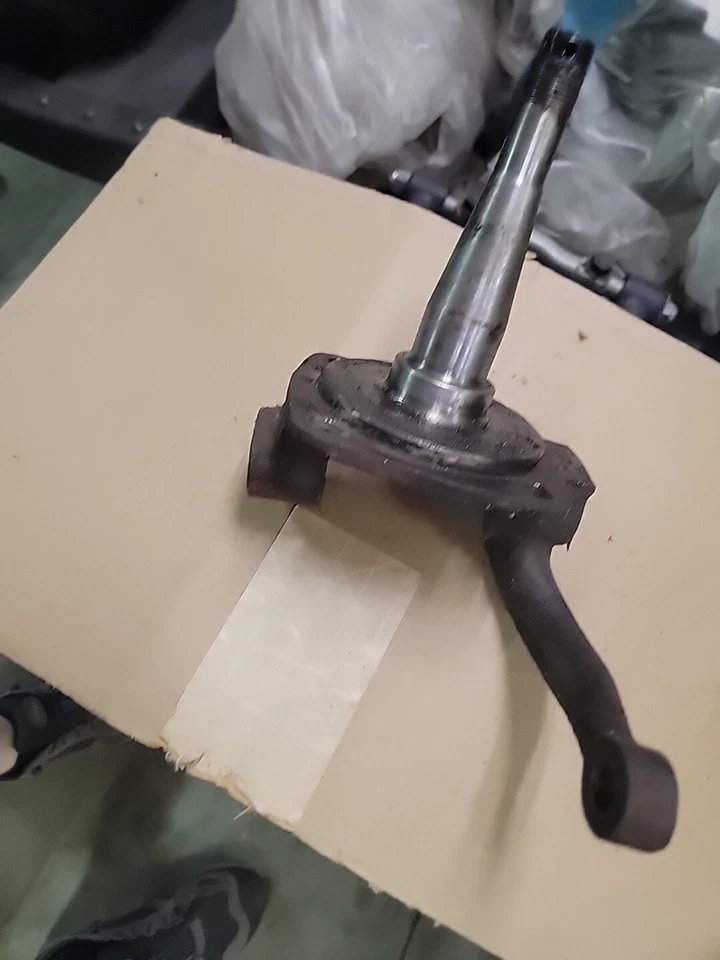 Eje delantero derecho Ford F1 F2 F3 1948 a 1952 Foto 2 de 4