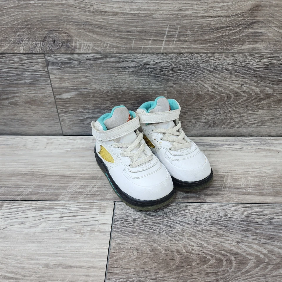 Air Jordan AJF 5 Zapatos Niños Pequeños 7C Blanco 407337-103 Tenis Deportivos Atléticos Foto 3 de 4