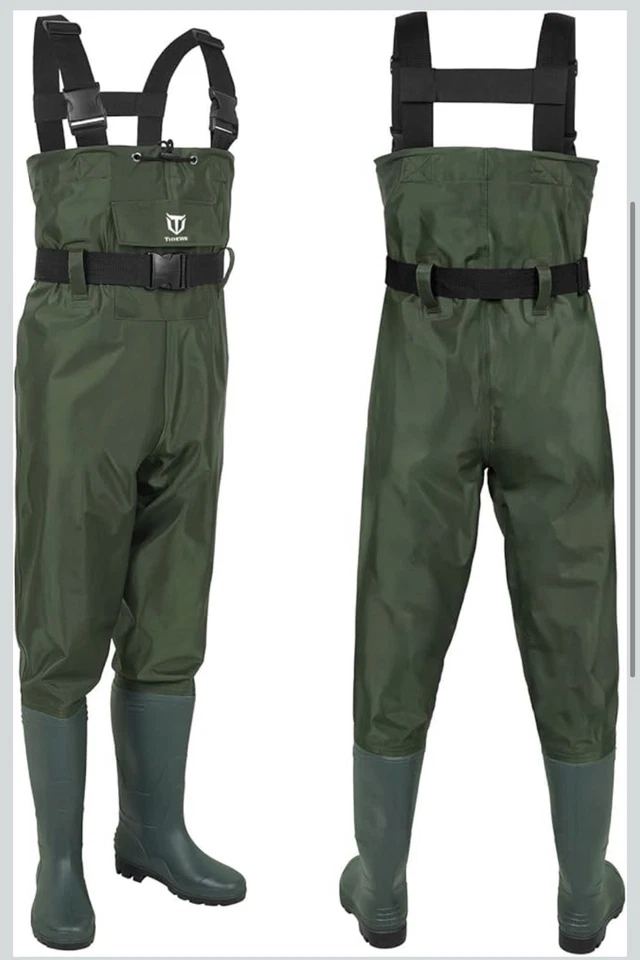 Men's New Size 5 Green Tidewe Waterproof Hunting & Fishing Chest Waders & Boots  - Image 2 of 4