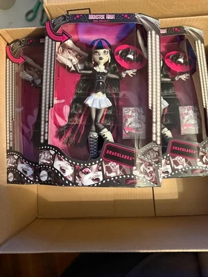 Monster High Reel Drama Draculaura Doll Ships Today!