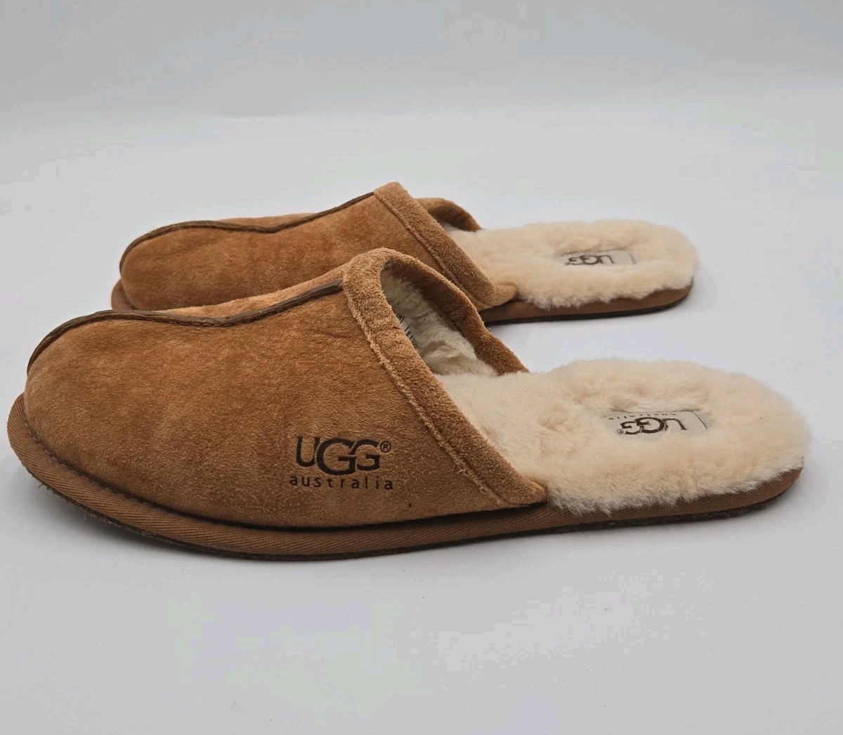 UGG Australia Scuff Slippers Womens Size 8 Chestnut Suede Sheepskin Slip On...