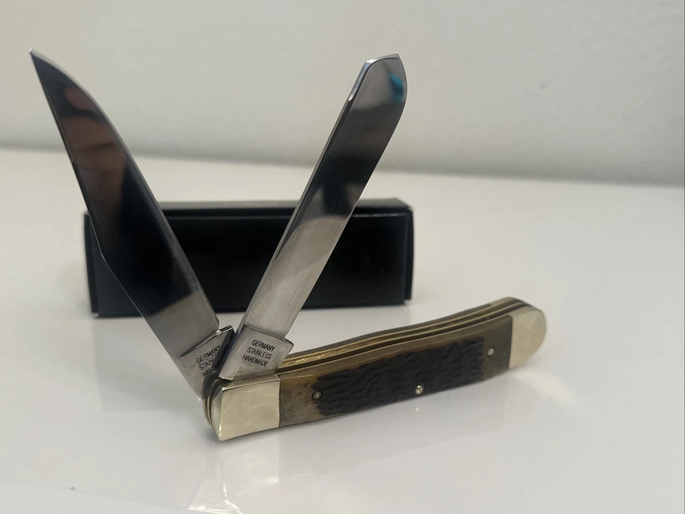 CUCHILLO TRAMPERO VINTAGE ALEMÁN TORO CIERVO ACERO INOXIDABLE TAMAÑO COMPLETO Nuevo Foto 2 de 4