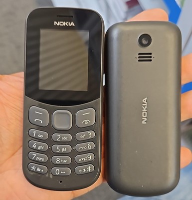 Nokia 130 Schwarz mit Original Kamera Kit Neu Dual Sim