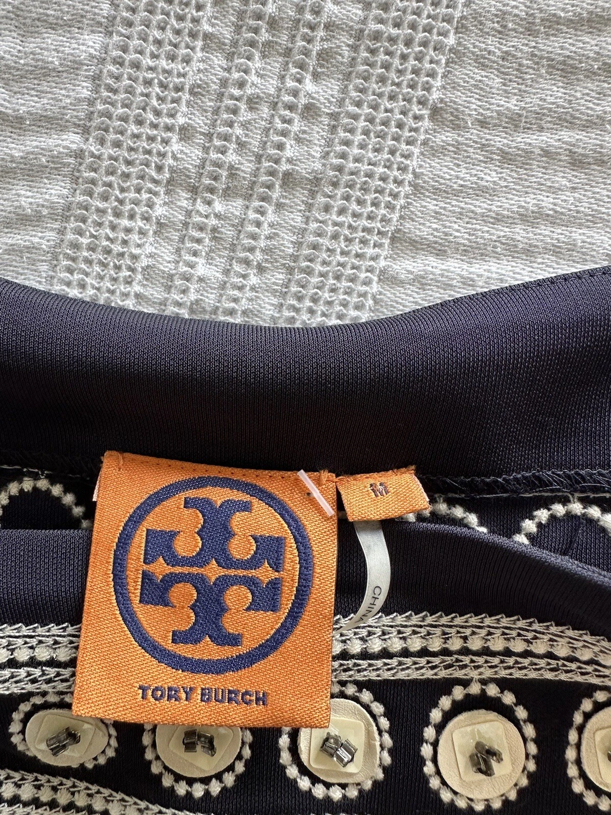 Tory Burch NUOVO SENZA ETICHETTE blu navy avorio impreziosite perline taglia M manica elastica 3 4
