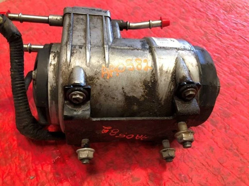 Ford F550 Super Duty 05 usado 6,0 L diésel bomba de suministro de combustible montada en el marco Foto 4 de 4