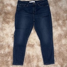 Levi s Mid Size Skinny Crop Jeans
