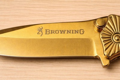 Browning FA29 Folding Pocket Knife Wood Handle Pocket Clip w/ Box 