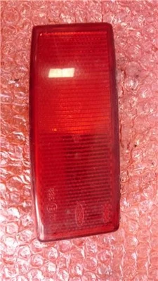 REFLECTANTE DERECHO PARAGOLPES Ford focus c max 16 tdci - Imagen 1 de 3