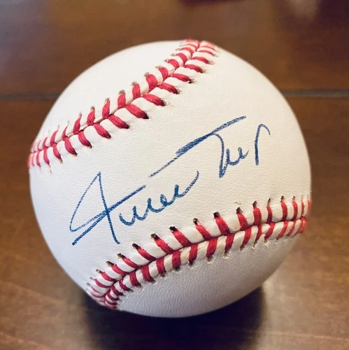 Willie Mays signed auto autographed baseball PSA/DNA