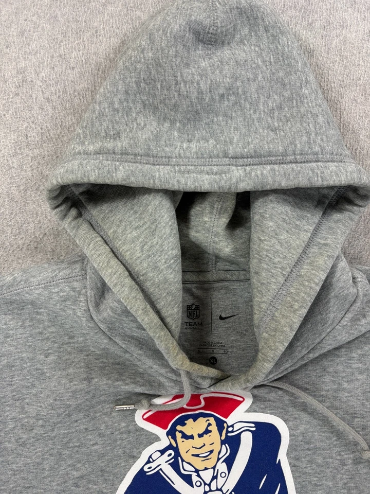 Sudadera con Capucha New England Patriots Nike Vintage Años 90 Logo Stadium (Hombre XL) Foto 3 de 4