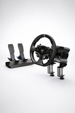 Zum Verkauf steht ein MOZA R3 Racing Wheel & Pedals Set für Xbox und PC.