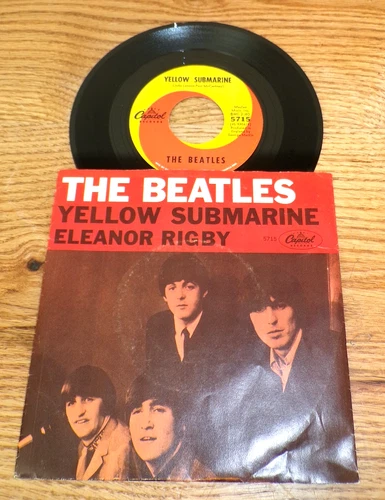 The BEATLES 45 w/Picture Sleeve- Yellow Submarine / Eleanor Rigby, EX/NM-