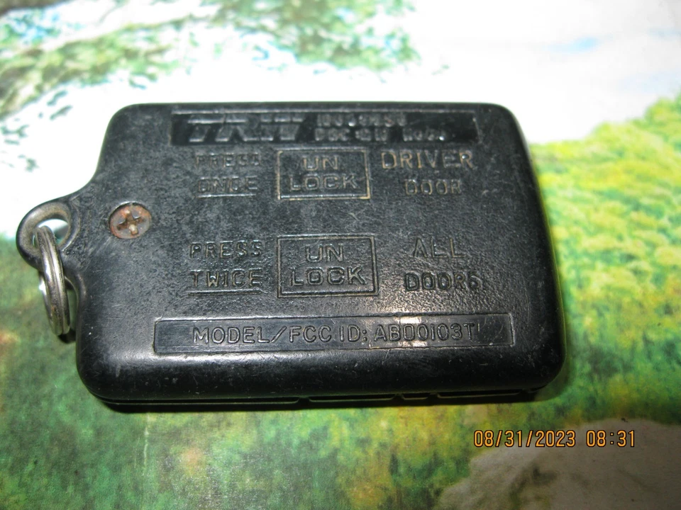 Pontiac REMOTE 10063535 Transmitter Fob Grand Prix Firebird Grand AM Nice Origin - Image 3 of 4