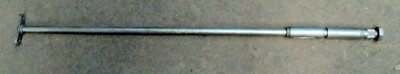 M1558 XX - FAM9771 STEERING COLUMN SEED ROD