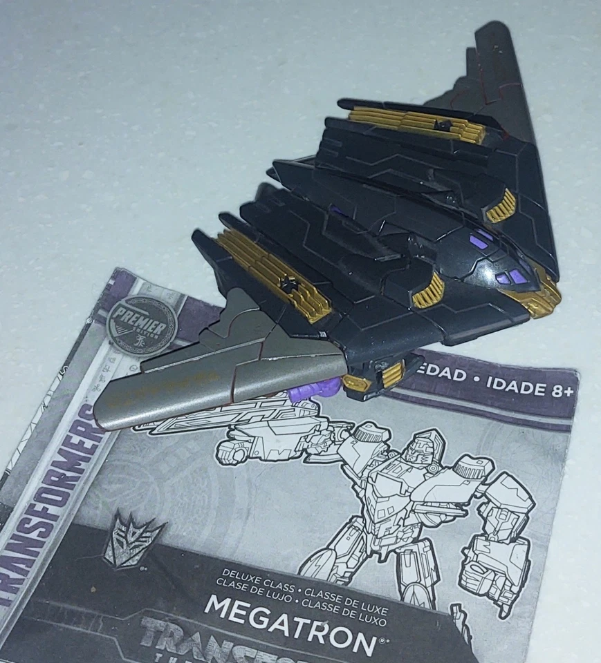 Transformers The Last Knight Megatron complete Tlk Deluxe Premier  - Image 4 of 4